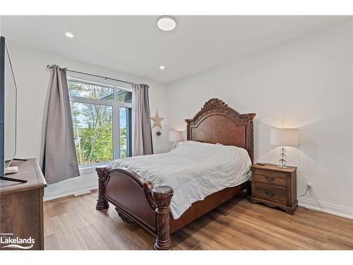 49 Jack Street, Huntsville, ON - Indoor Photo Showing Bedroom