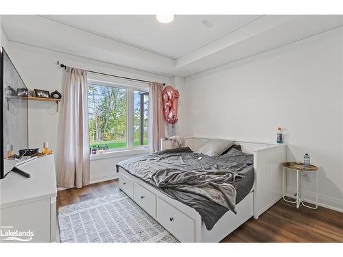 49 Jack Street, Huntsville, ON - Indoor Photo Showing Bedroom