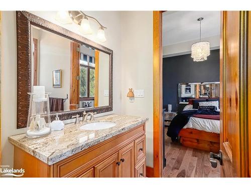 132 Venture Boulevard, The Blue Mountains, ON - Indoor Photo Showing Bathroom