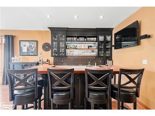 132 Venture Boulevard, The Blue Mountains, ON - Indoor Photo Showing Dining Room