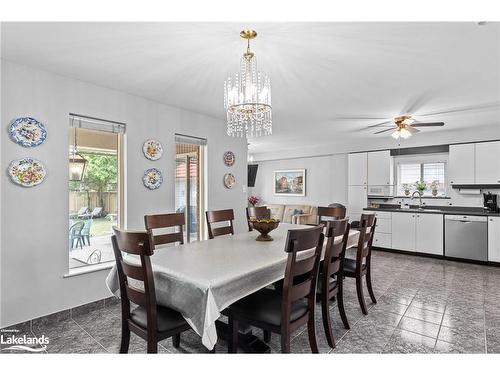 49 32Nd Street N, Wasaga Beach, ON - Indoor Photo Showing Dining Room