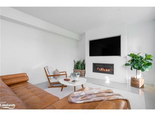 495957 Grey Road 2, Ravenna, ON - Indoor Photo Showing Living Room With Fireplace