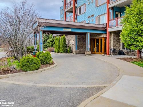 208-130 Steamship Bay Road, Gravenhurst, ON - Outdoor With Balcony With Facade