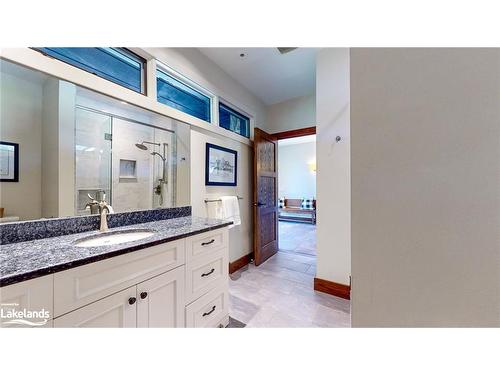 589370 Grey 19 Road, The Blue Mountains, ON - Indoor Photo Showing Bathroom