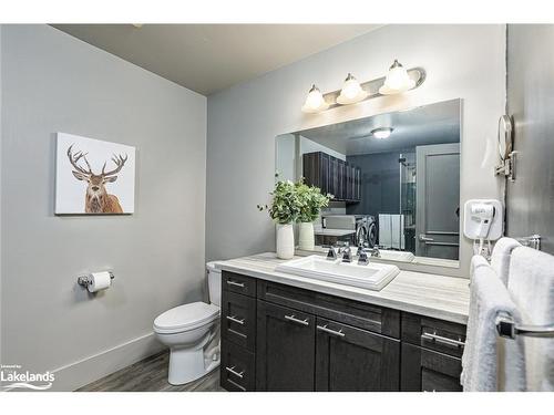 202-796404 19 Grey Road, The Blue Mountains, ON - Indoor Photo Showing Bathroom