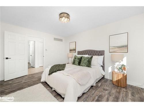 12 Chamberlain Crescent, Collingwood, ON - Indoor Photo Showing Bedroom