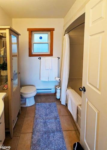 1-1044 Young'S Road, Port Carling, ON - Indoor Photo Showing Bathroom