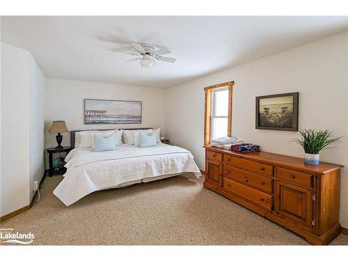 1-1044 Young'S Road, Port Carling, ON - Indoor Photo Showing Bedroom