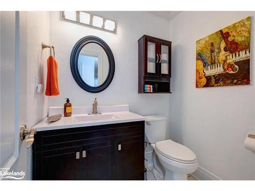 121 Kirkbride Crescent, Vaughan, ON - Indoor Photo Showing Bathroom