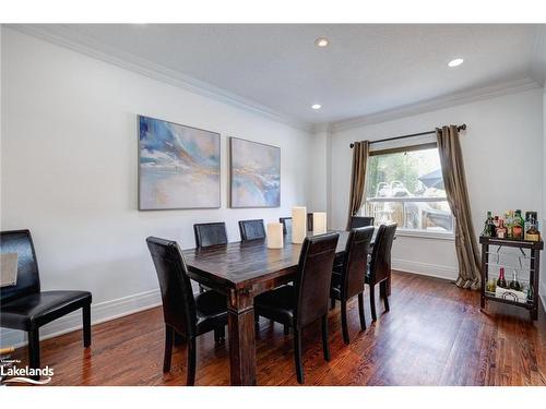 121 Kirkbride Crescent, Vaughan, ON - Indoor Photo Showing Dining Room