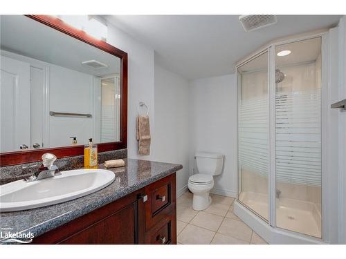 121 Kirkbride Crescent, Vaughan, ON - Indoor Photo Showing Bathroom