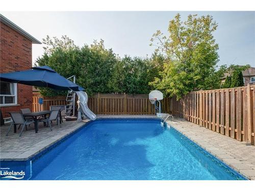 121 Kirkbride Crescent, Vaughan, ON - Outdoor With In Ground Pool With Backyard