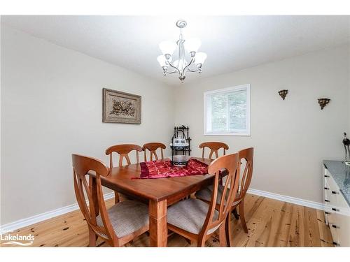 140 Wolfe Trail, Tiny, ON - Indoor Photo Showing Dining Room