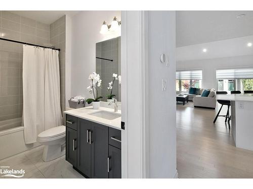 101 Clippers Lane, Town Of Blue Mountains, ON - Indoor Photo Showing Bathroom