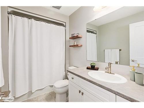 10 Foley Crescent, Collingwood, ON - Indoor Photo Showing Bathroom