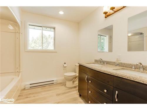 260 12 Concession E, Tiny Twp, ON - Indoor Photo Showing Bathroom