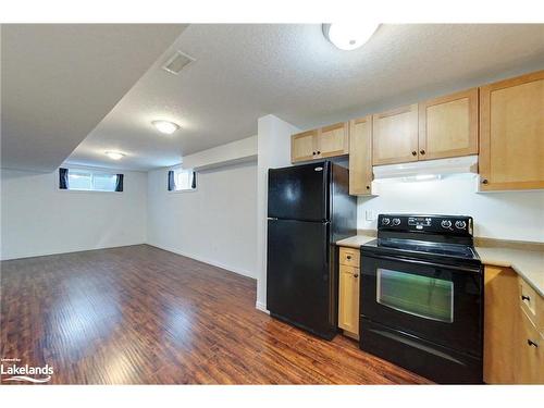 47 Williams Street, Collingwood, ON - Indoor Photo Showing Kitchen