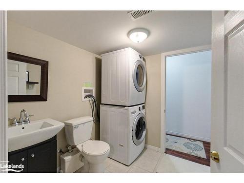 47 Williams Street, Collingwood, ON - Indoor Photo Showing Laundry Room