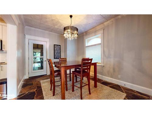 143 Fourth Street W, Collingwood, ON - Indoor Photo Showing Dining Room