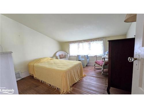 155 Huston St Street, Burk'S Falls, ON - Indoor Photo Showing Bedroom