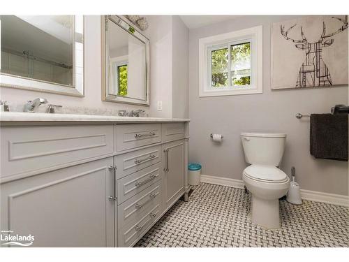 128 James Street, Town Of Blue Mountains, ON - Indoor Photo Showing Bathroom