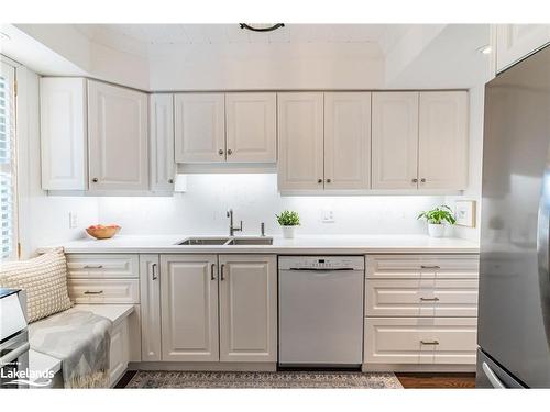 2-15 Golf Course Road, Bracebridge, ON - Indoor Photo Showing Kitchen With Double Sink