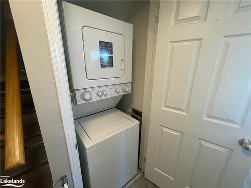 1-295 Balsam Street, Collingwood, ON - Indoor Photo Showing Laundry Room