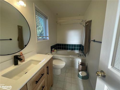 1-295 Balsam Street, Collingwood, ON - Indoor Photo Showing Bathroom