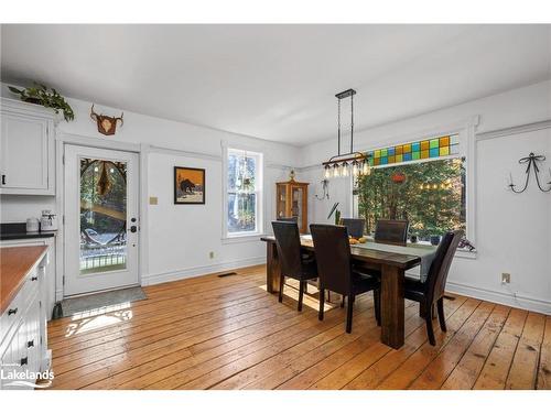 1236 Butter And Egg Road Road, Bracebridge, ON - Indoor Photo Showing Dining Room