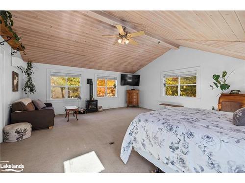 1236 Butter And Egg Road Road, Bracebridge, ON - Indoor Photo Showing Bedroom