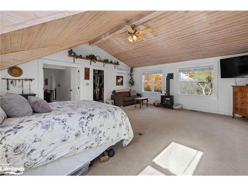 1236 Butter And Egg Road Road, Bracebridge, ON - Indoor Photo Showing Bedroom