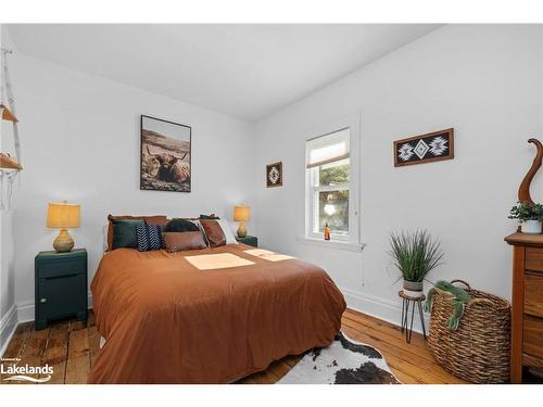 1236 Butter And Egg Road Road, Bracebridge, ON - Indoor Photo Showing Bedroom