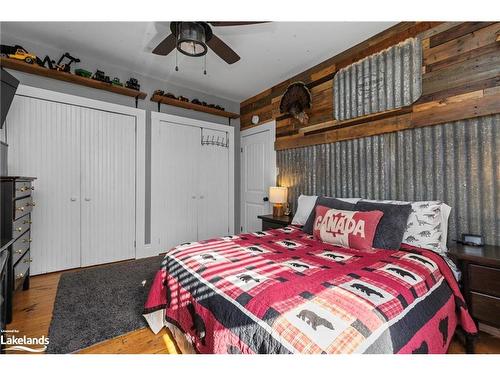 1236 Butter And Egg Road Road, Bracebridge, ON - Indoor Photo Showing Bedroom