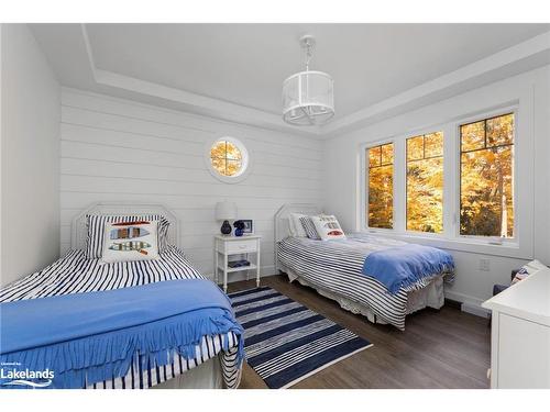 22-1094 Mortimers Point Road, Port Carling, ON - Indoor Photo Showing Bedroom