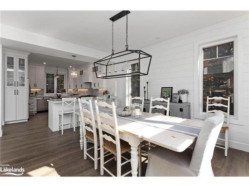 22-1094 Mortimers Point Road, Port Carling, ON - Indoor Photo Showing Dining Room