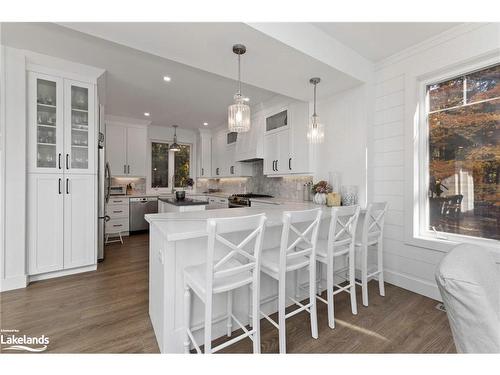 22-1094 Mortimers Point Road, Port Carling, ON - Indoor Photo Showing Dining Room