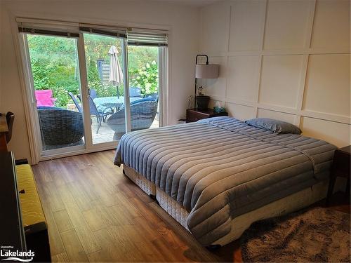 384 Mariners Way, Collingwood, ON - Indoor Photo Showing Bedroom