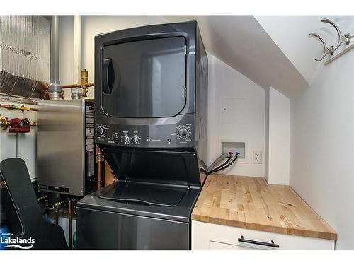 838 Suncrest Circle, Collingwood, ON - Indoor Photo Showing Laundry Room