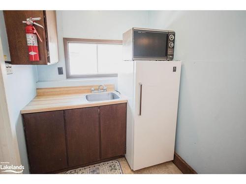 51 Stevens Road, Temagami, ON - Indoor Photo Showing Other Room