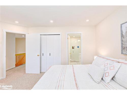 505 Oxbow Crescent, Collingwood, ON - Indoor Photo Showing Bedroom