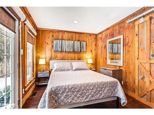 209846 Highway 26, The Blue Mountains, ON - Indoor Photo Showing Bedroom