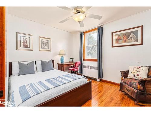 A-272 Sykes Street S, Meaford, ON - Indoor Photo Showing Bedroom