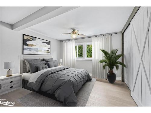 7 67Th Street N, Wasaga Beach, ON - Indoor Photo Showing Bedroom