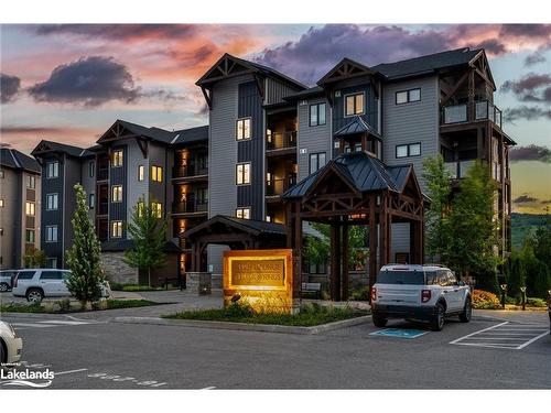 406-16 Beckwith Lane, The Blue Mountains, ON - Outdoor With Balcony With Facade