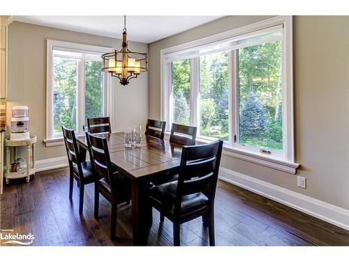 833 Eastdale Drive, Wasaga Beach, ON - Indoor Photo Showing Dining Room