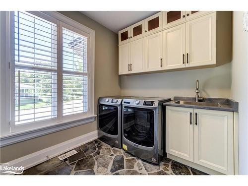 833 Eastdale Drive, Wasaga Beach, ON - Indoor Photo Showing Laundry Room