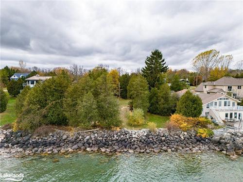 297 Lakeshore Road N, Meaford, ON 