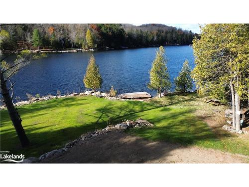 1137 Tumbledown Rock Road, Haliburton, ON 