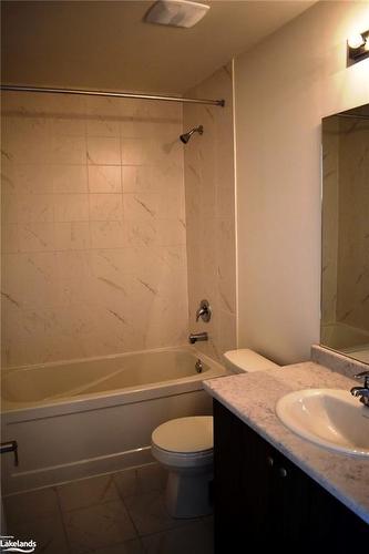 207 Village Gate Dr Drive, Wasaga Beach, ON - Indoor Photo Showing Bathroom