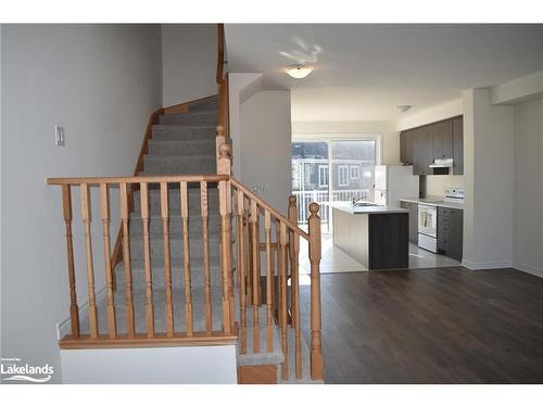 207 Village Gate Dr Drive, Wasaga Beach, ON - Indoor